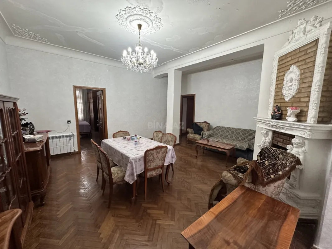 Satılır 3 otaqlı mənzil 95 m²