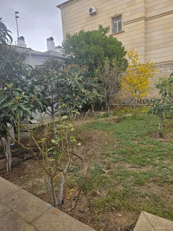 Kirayə verilir 4 otaqlı həyət evi 85 m²