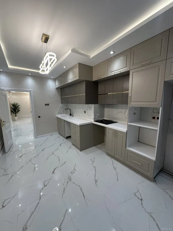 Satılır 3 otaqlı mənzil 115 m²