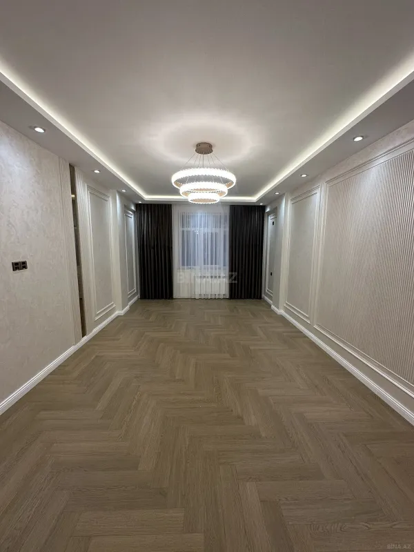 Satılır 3 otaqlı mənzil 115 m²