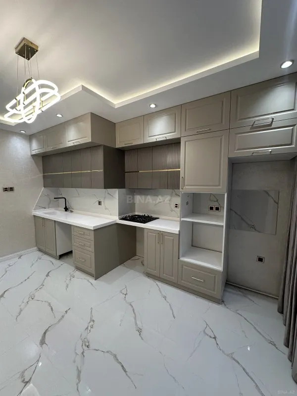Satılır 3 otaqlı mənzil 115 m²