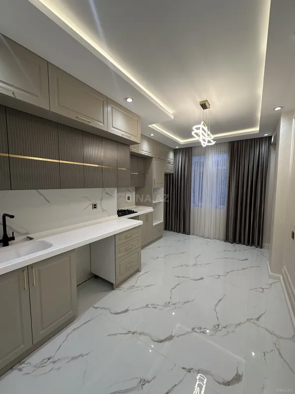 Satılır 3 otaqlı mənzil 115 m²