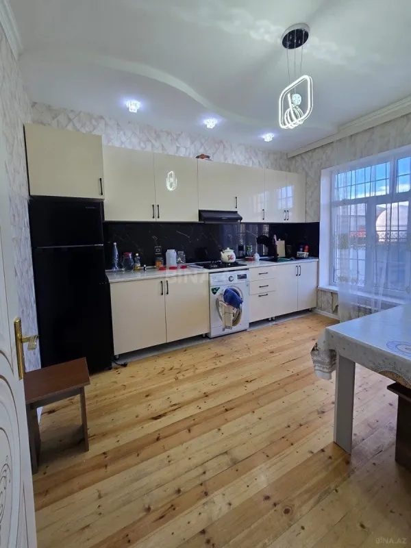 Satılır 4 otaqlı həyət evi 110 m²