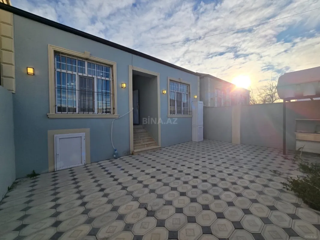 Satılır 4 otaqlı həyət evi 110 m²