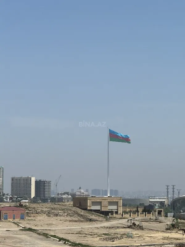 Satılır 3 otaqlı mənzil 112 m²