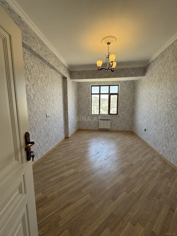 Satılır 3 otaqlı mənzil 112 m²