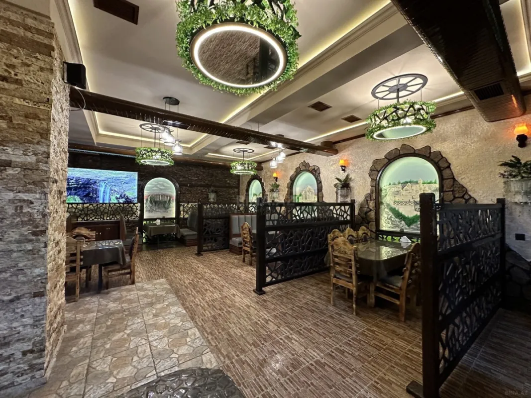 Satılır obyekt 400 m²