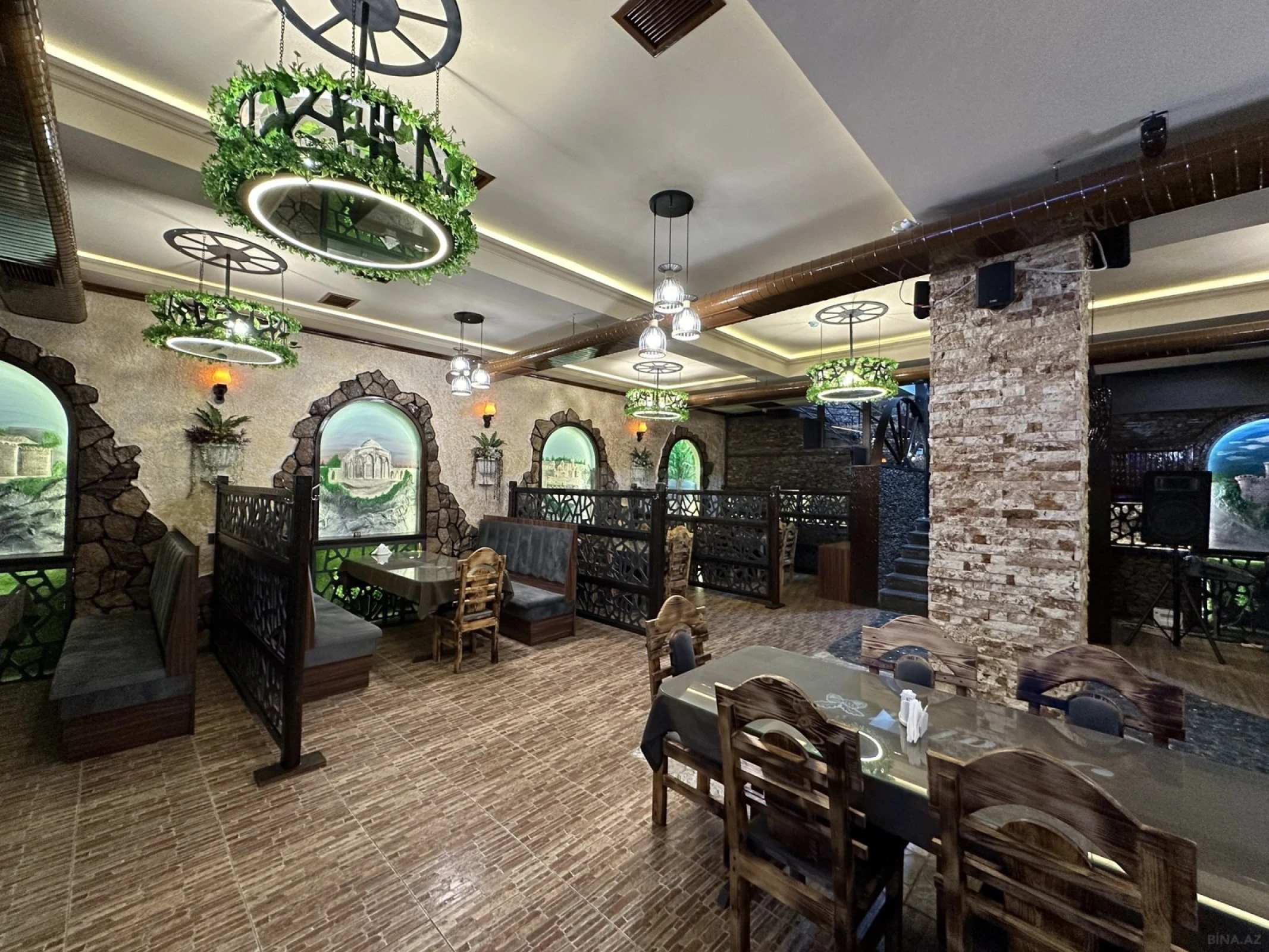 Satılır obyekt 400 m²