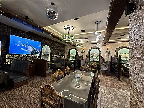 Satılır obyekt 400 m²