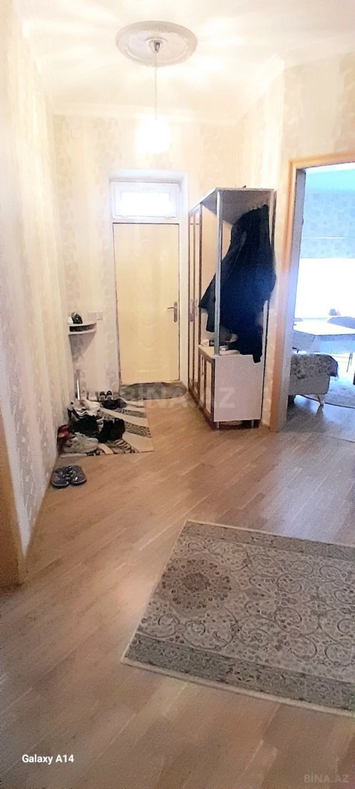 Satılır 8 otaqlı həyət evi 288 m²