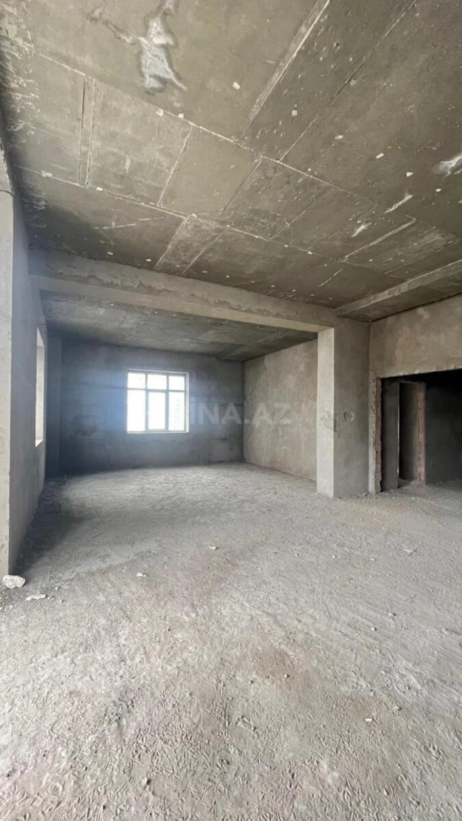 Satılır 2 otaqlı mənzil 128 m²