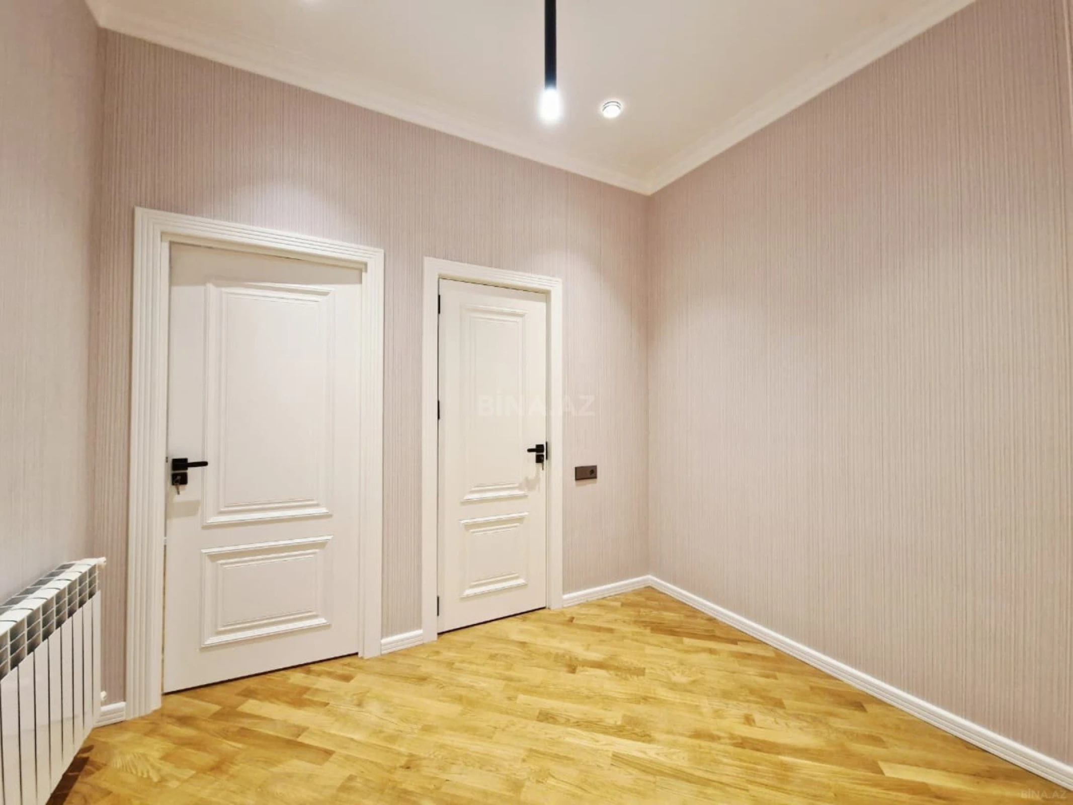 Satılır 2 otaqlı mənzil 63 m²