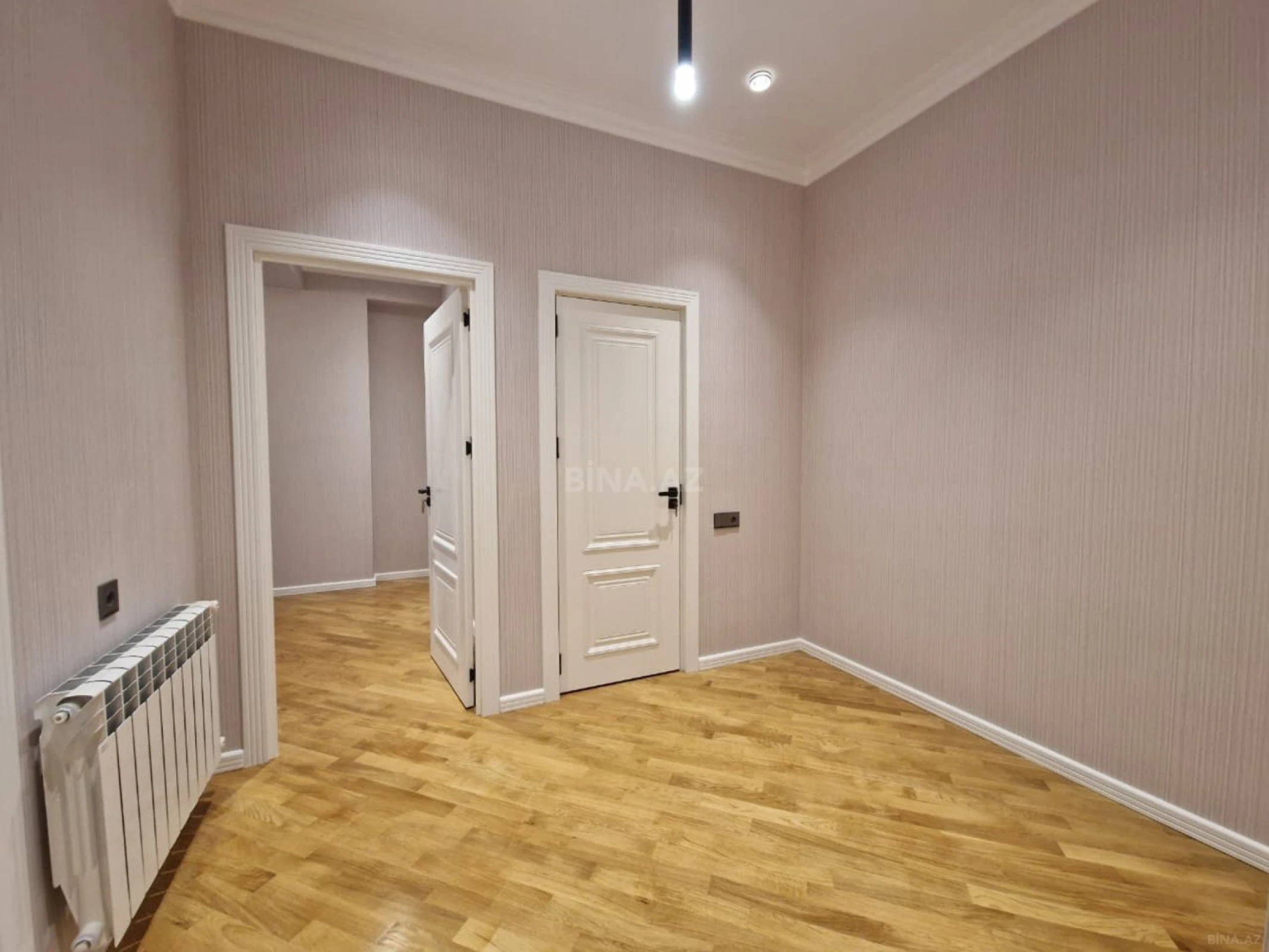 Satılır 2 otaqlı mənzil 63 m²