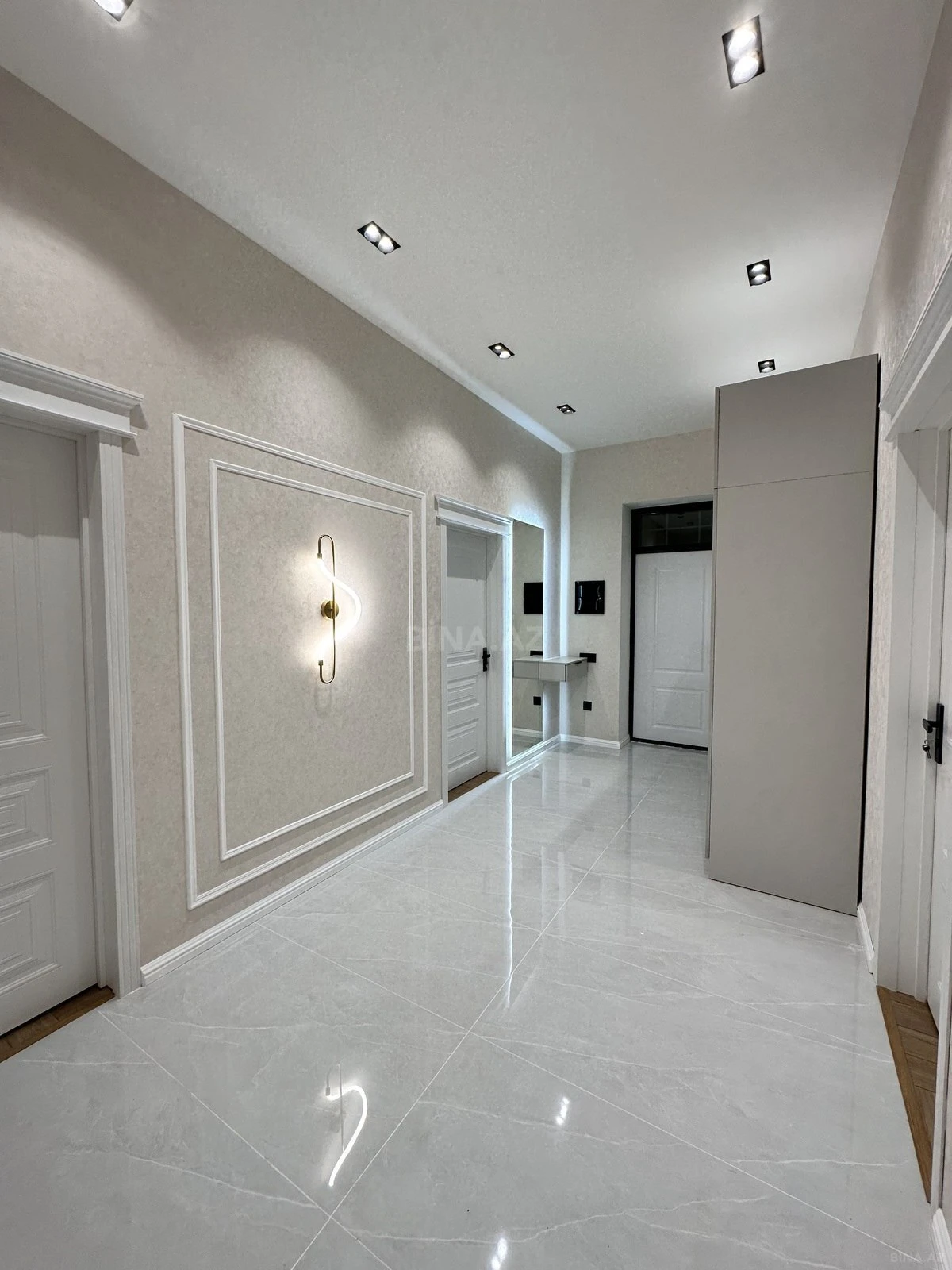 Satılır 4 otaqlı həyət evi 142 m²
