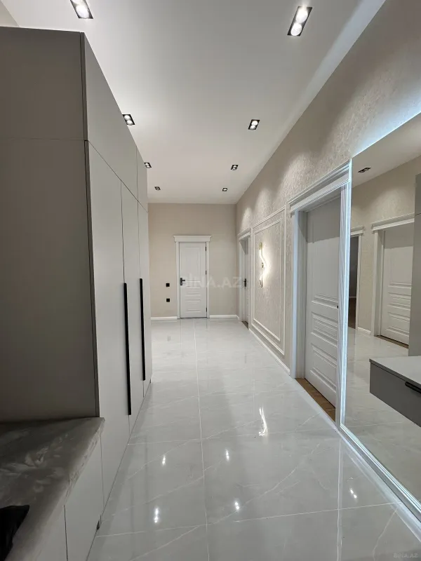 Satılır 4 otaqlı həyət evi 142 m²