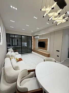 Kirayə verilir 2 otaqlı mənzil 70 m²