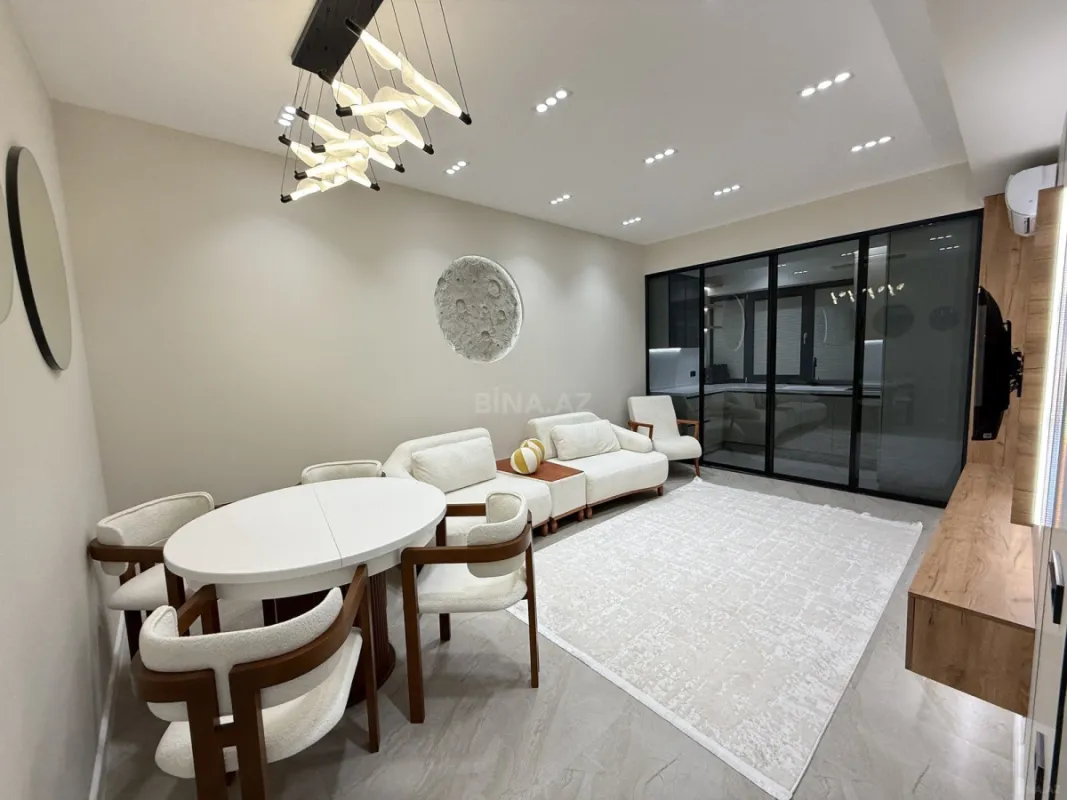 Kirayə verilir 2 otaqlı mənzil 70 m²