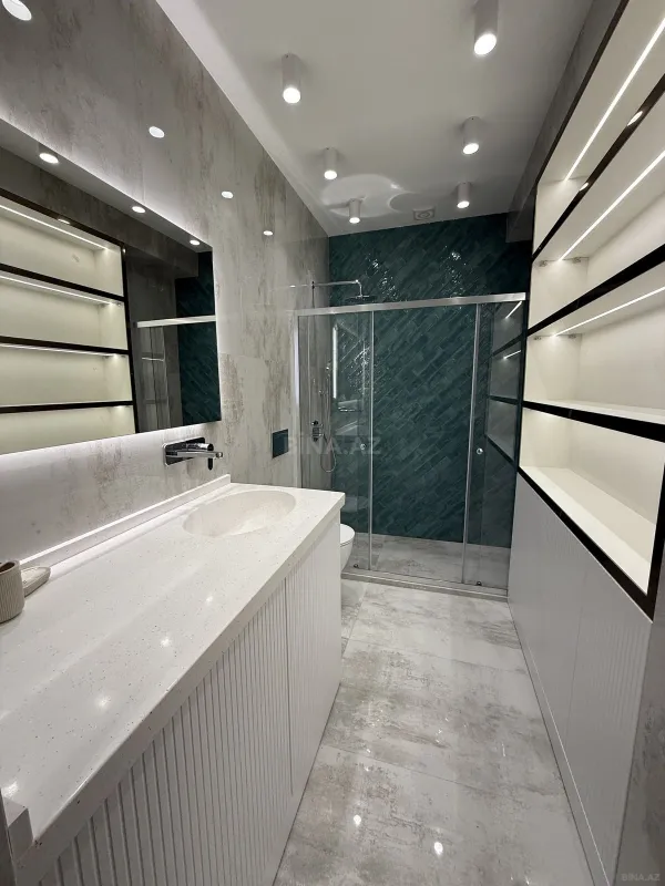 Kirayə verilir 2 otaqlı mənzil 70 m²