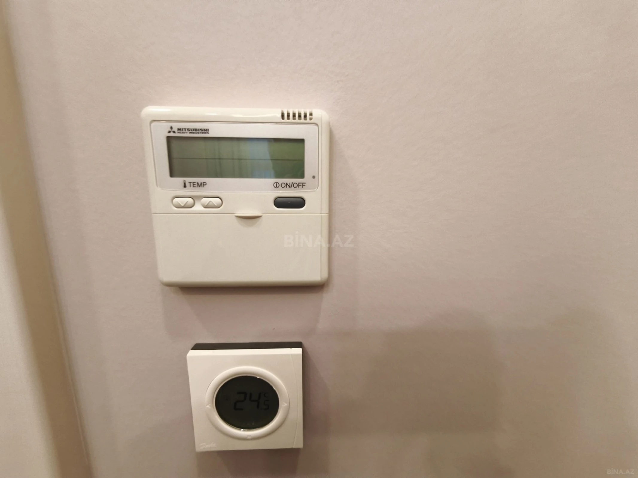 Satılır 4 otaqlı mənzil 150 m²