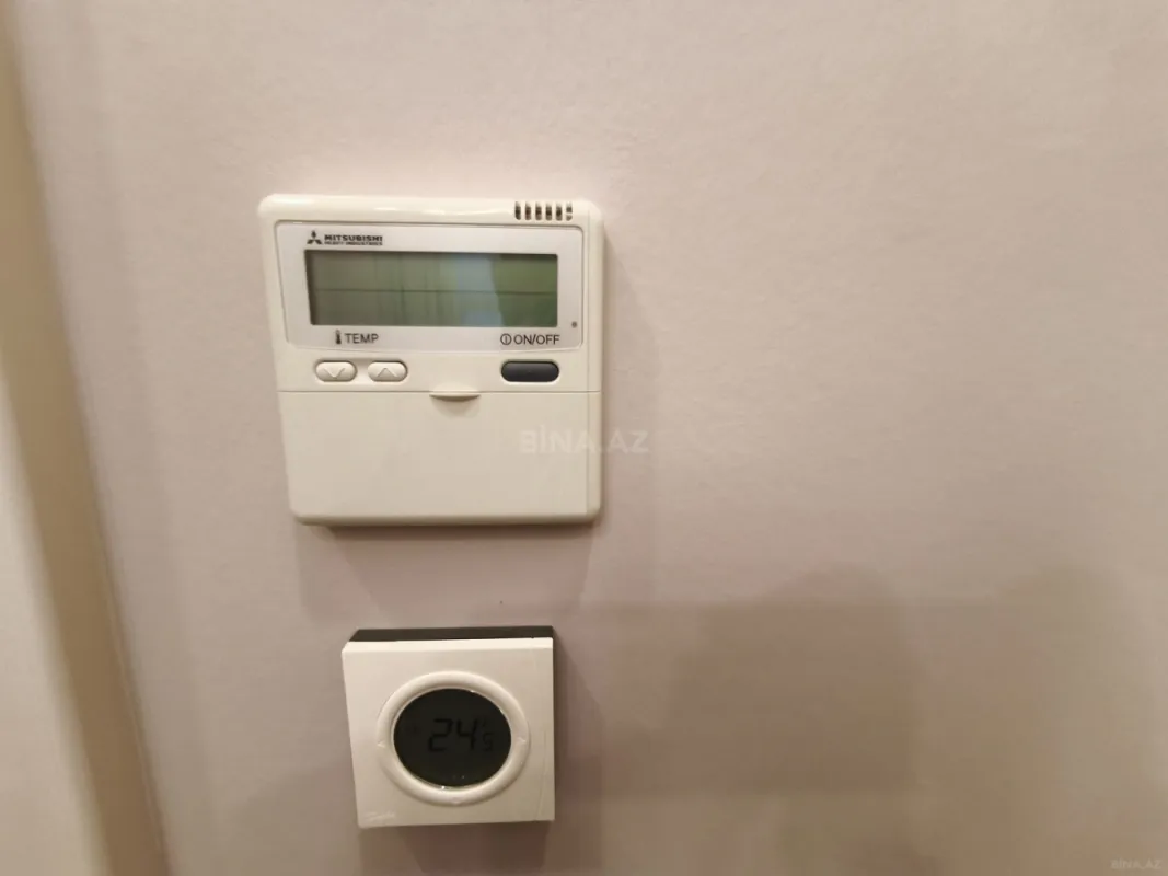 Satılır 4 otaqlı mənzil 150 m²