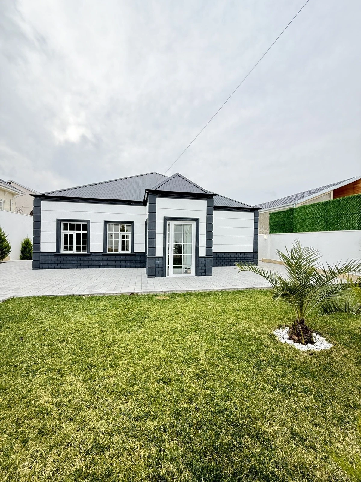 Satılır 4 otaqlı həyət evi 150 m²