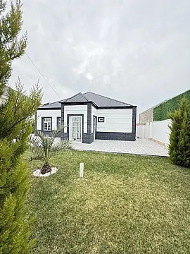 Satılır 4 otaqlı həyət evi 150 m²