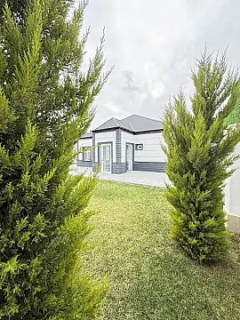 Satılır 4 otaqlı həyət evi 150 m²