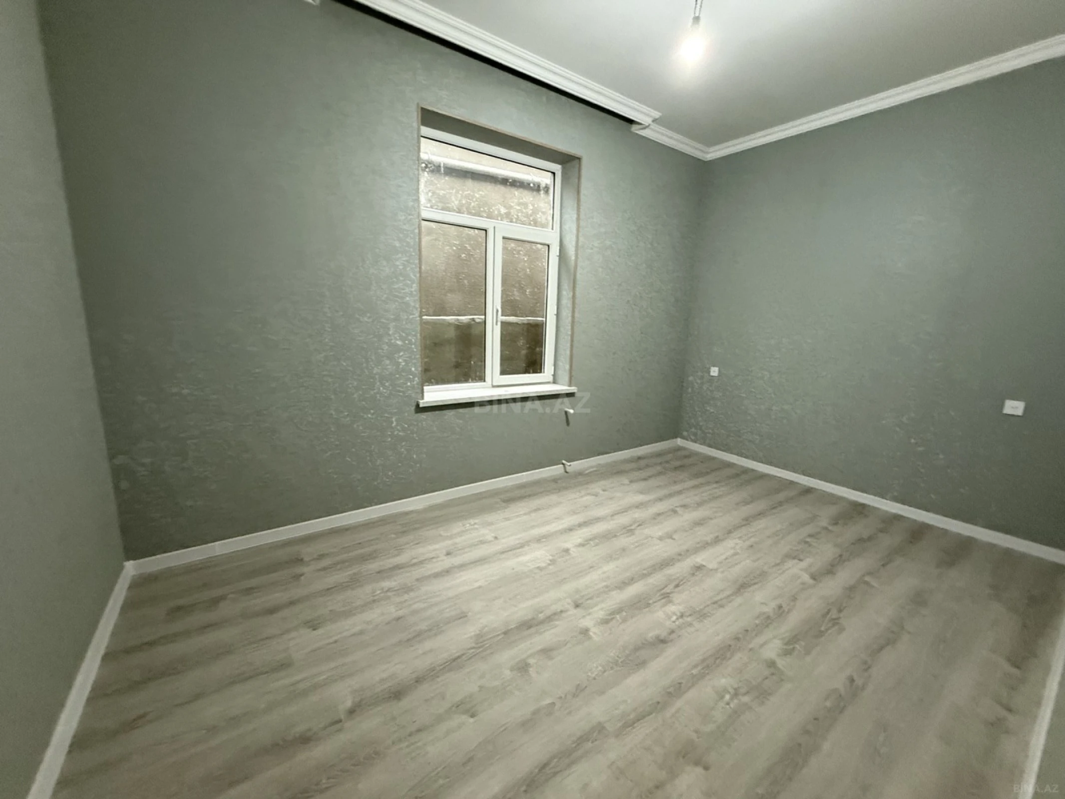 Satılır 4 otaqlı həyət evi 130 m²