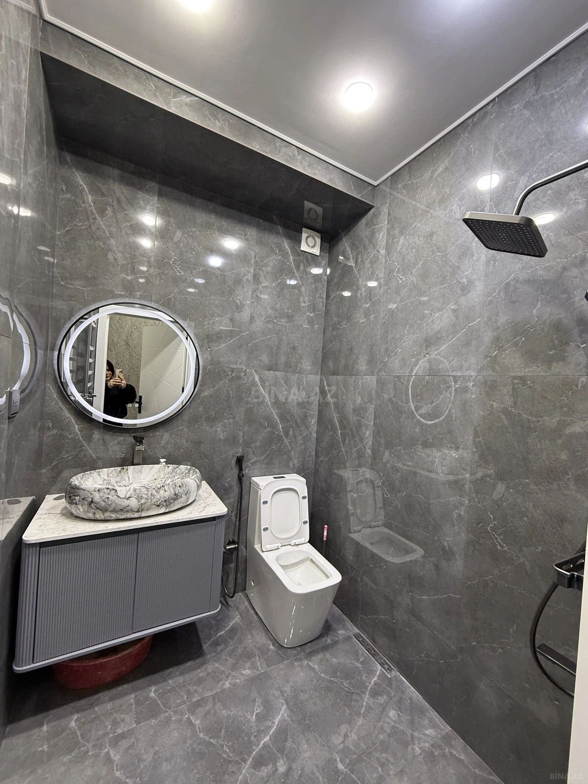 Satılır 2 otaqlı mənzil 53 m²