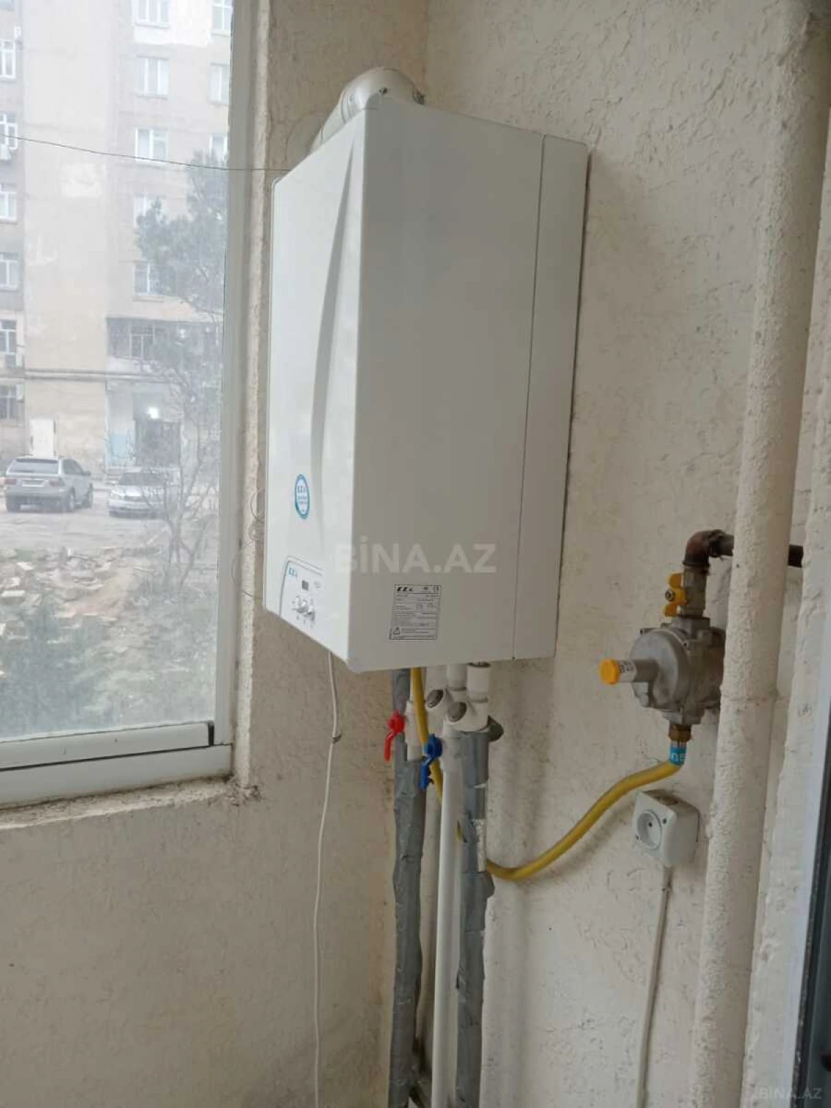 Kirayə verilir 3 otaqlı mənzil 105 m²