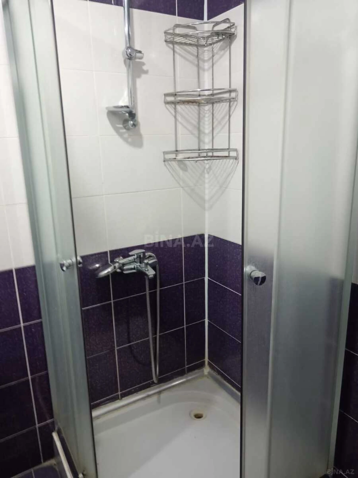 Kirayə verilir 3 otaqlı mənzil 105 m²