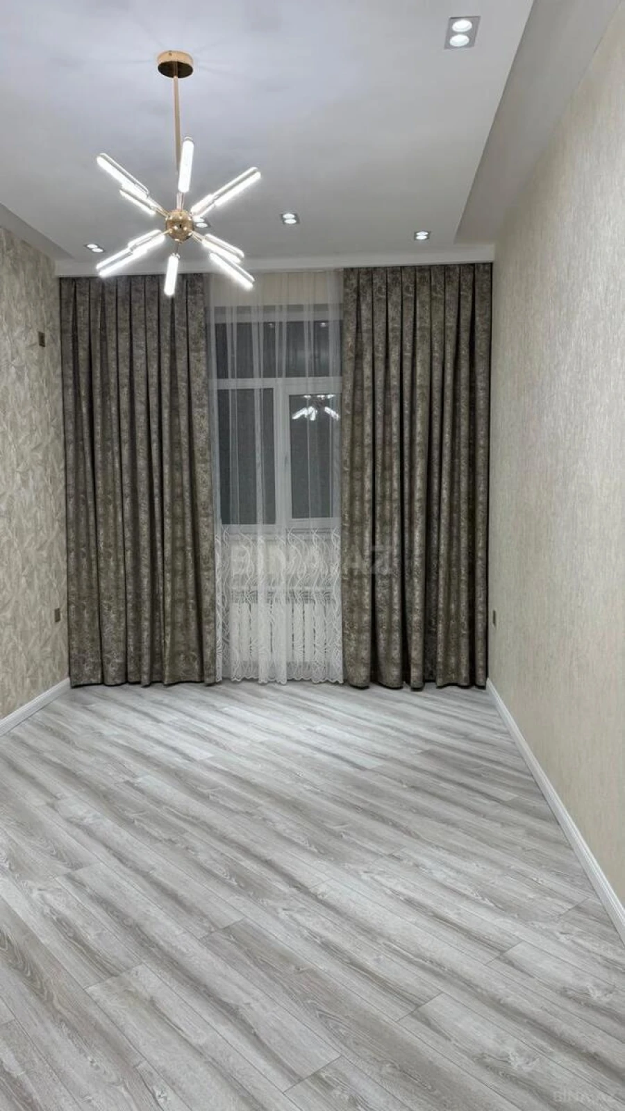 Satılır 3 otaqlı mənzil 75 m²