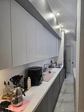 Satılır 2 otaqlı mənzil 68 m²