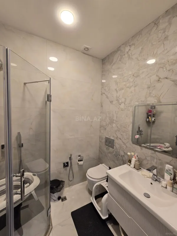 Satılır 2 otaqlı mənzil 68 m²