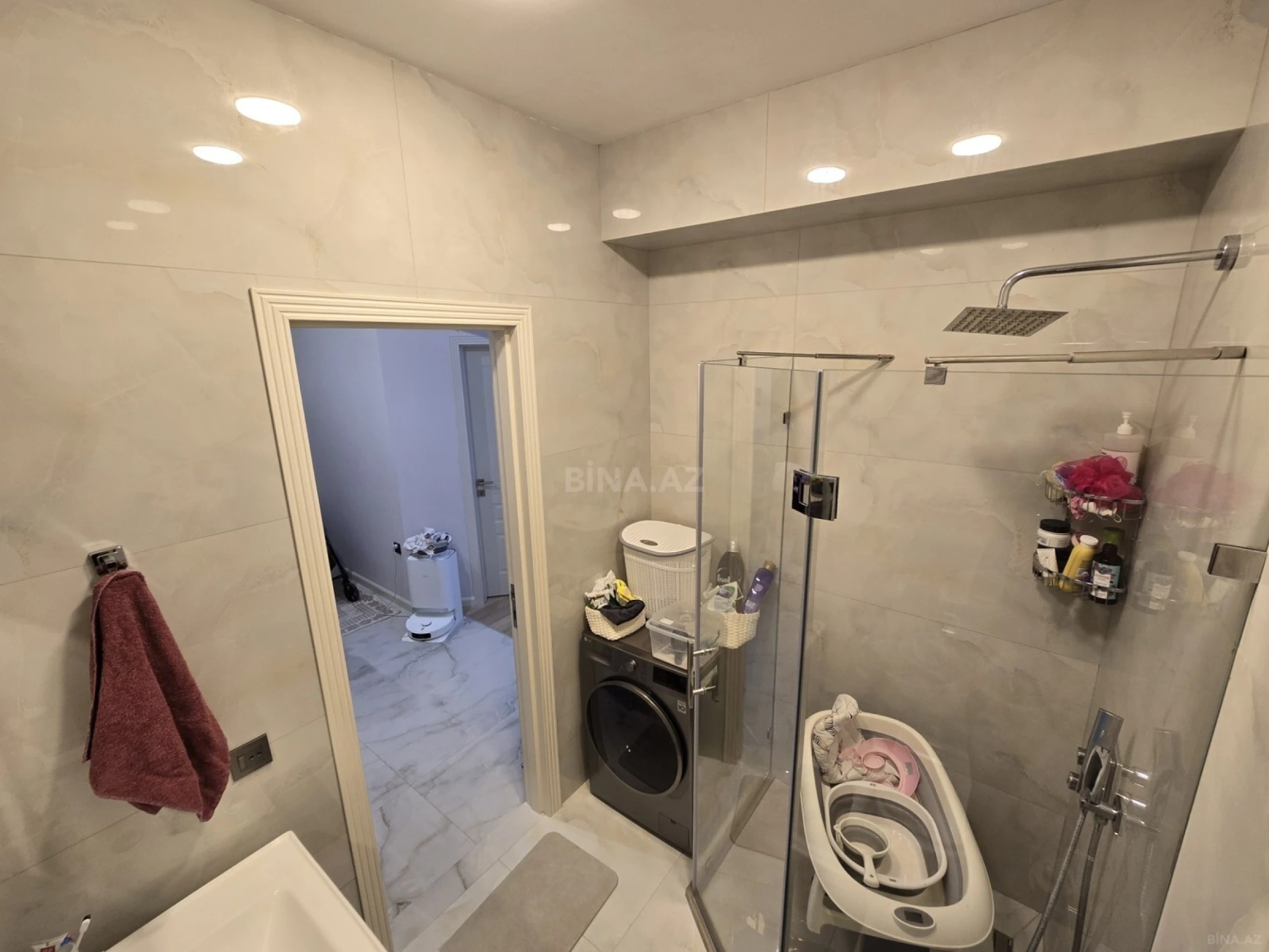 Satılır 2 otaqlı mənzil 68 m²