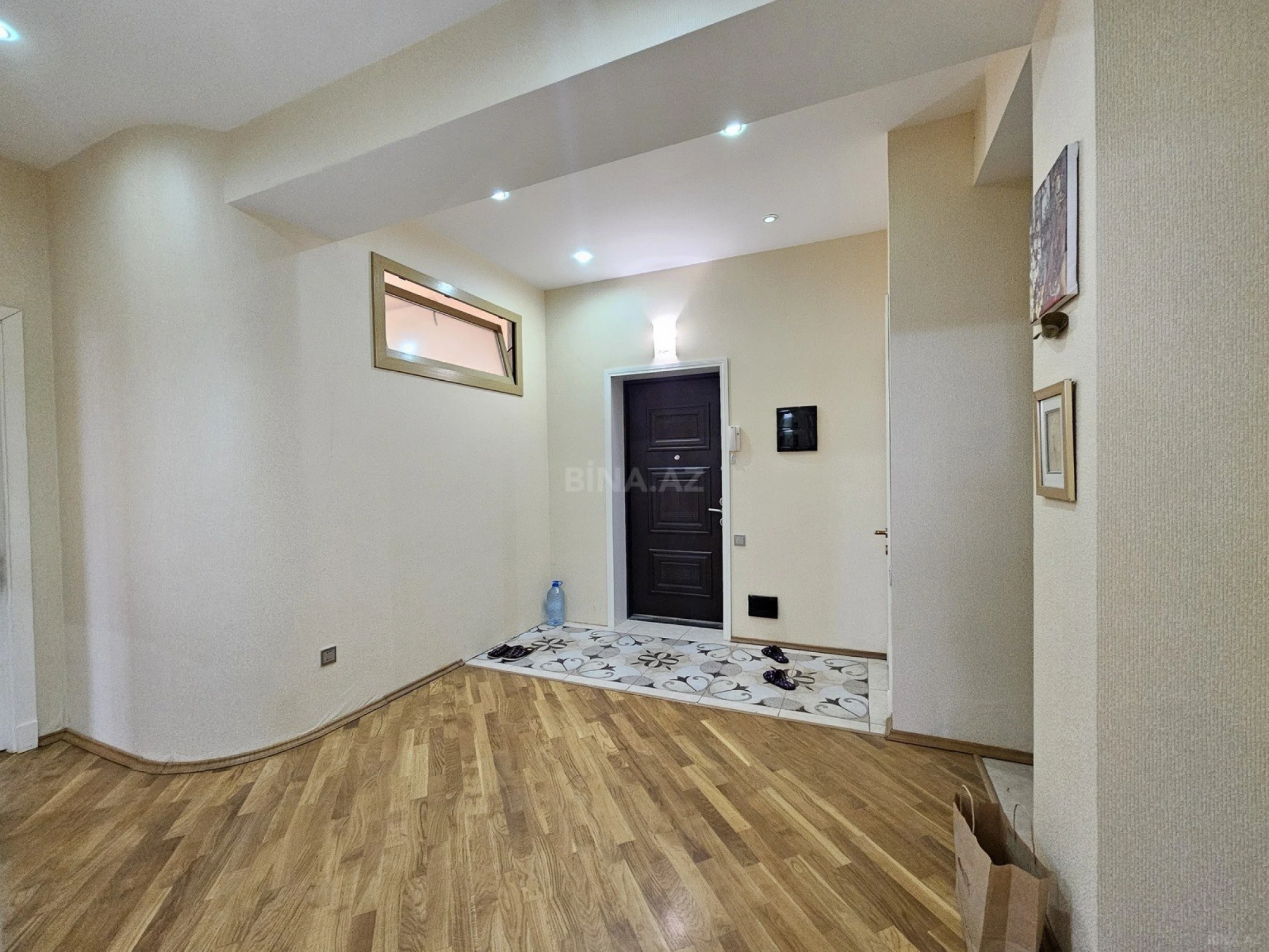 Satılır 3 otaqlı mənzil 100 m²
