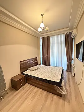 Satılır 2 otaqlı mənzil 70 m²