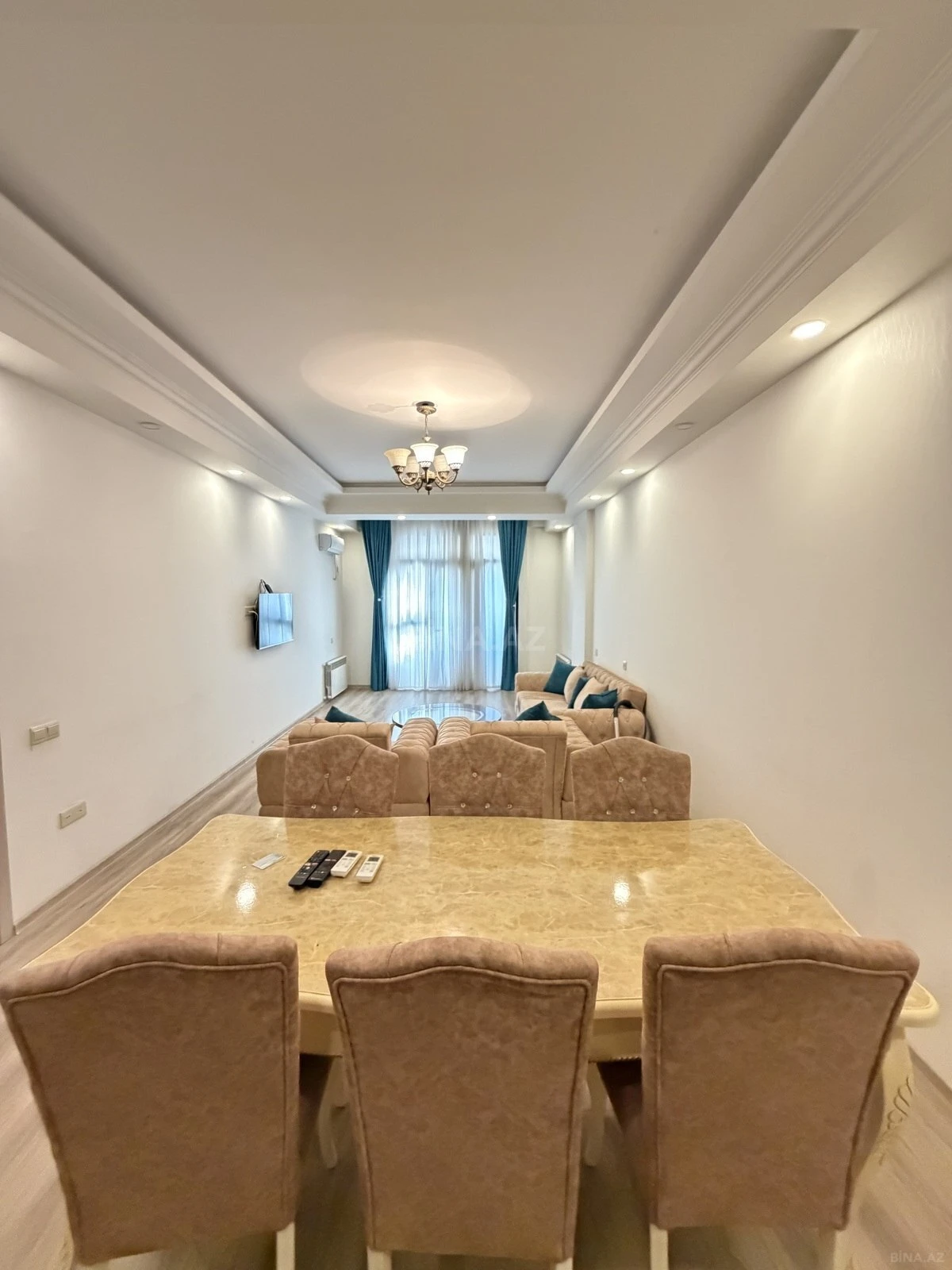 Satılır 2 otaqlı mənzil 70 m²
