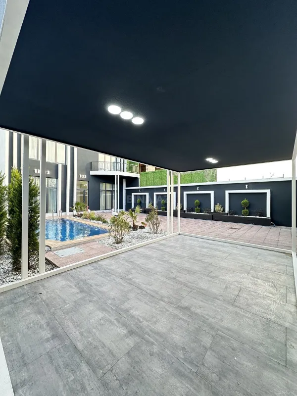 Satılır 5 otaqlı həyət evi 200 m²