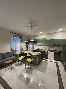 Kirayə verilir 4 otaqlı həyət evi 250 m²