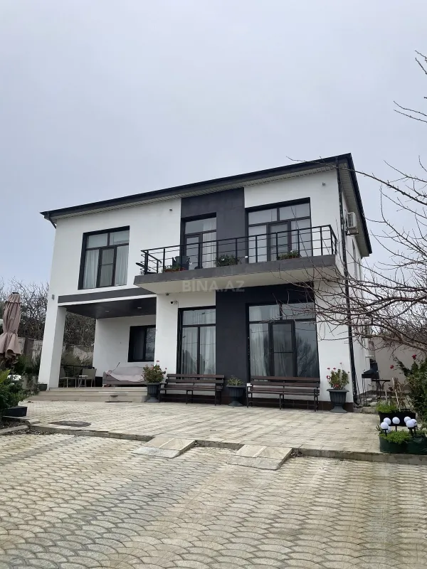 Kirayə verilir 4 otaqlı həyət evi 250 m²