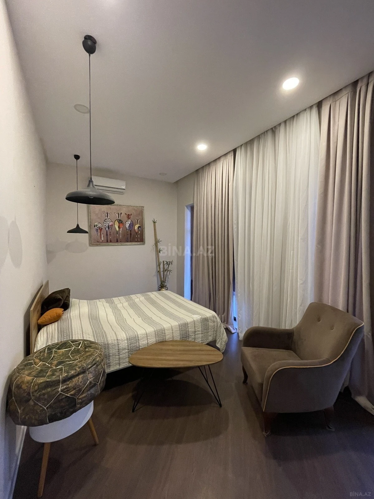 Kirayə verilir 4 otaqlı həyət evi 250 m²