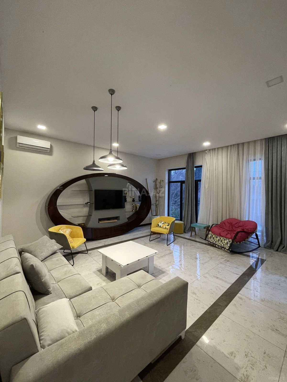 Kirayə verilir 4 otaqlı həyət evi 250 m²