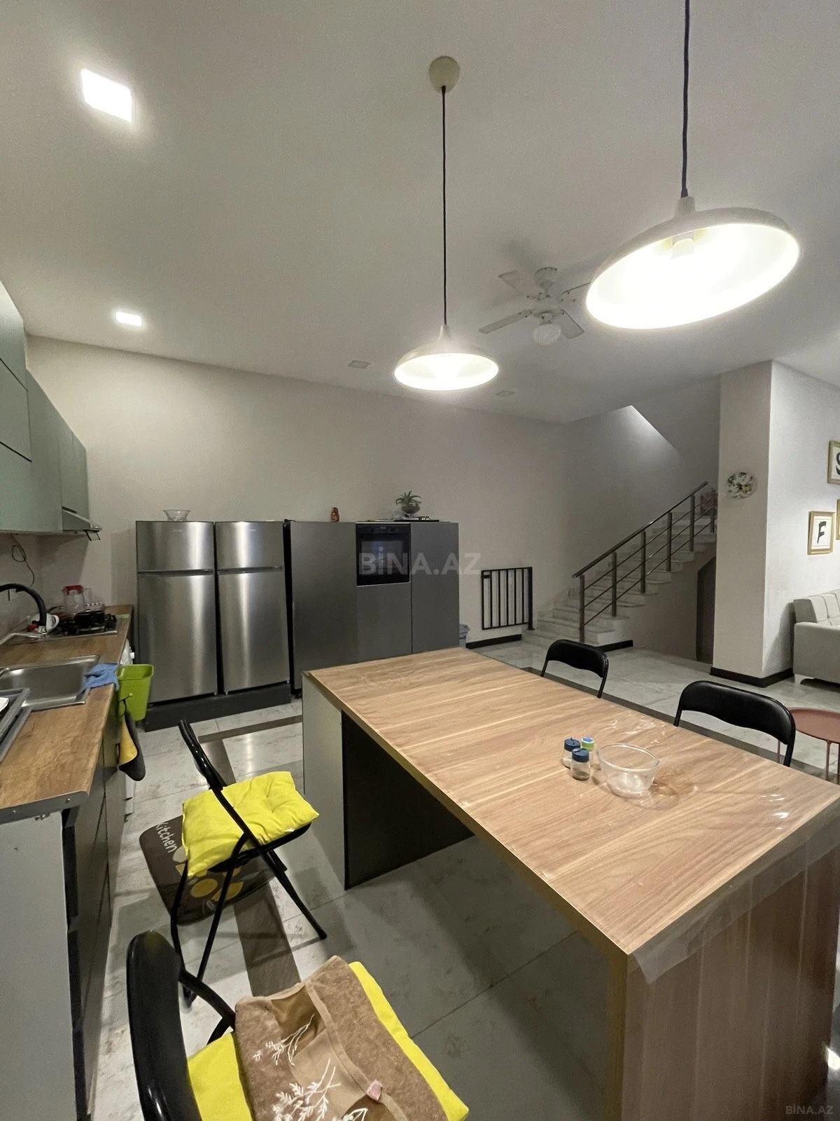 Kirayə verilir 4 otaqlı həyət evi 250 m²