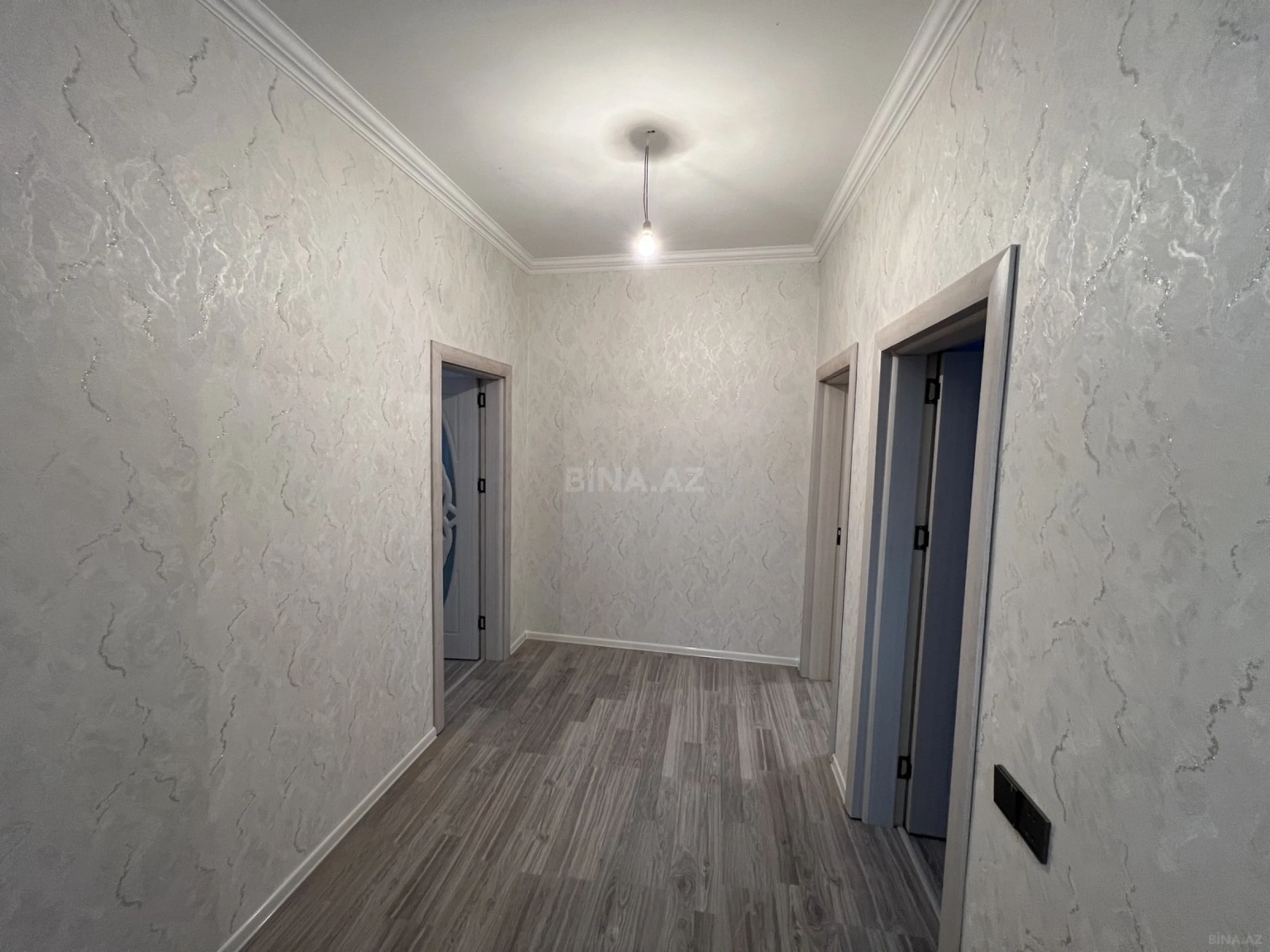 Satılır 5 otaqlı həyət evi 130 m²