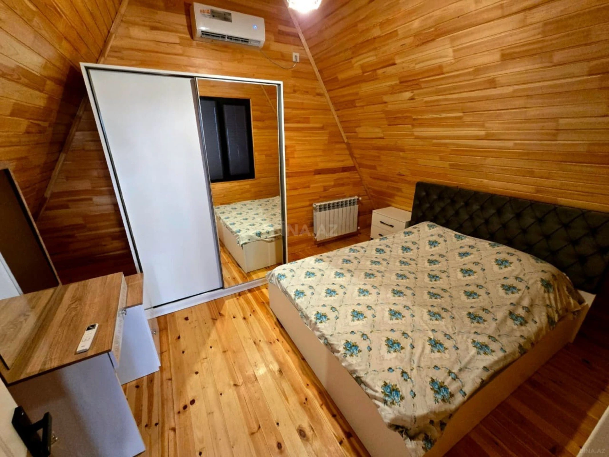 Kirayə verilir 2 otaqlı həyət evi 200 m²