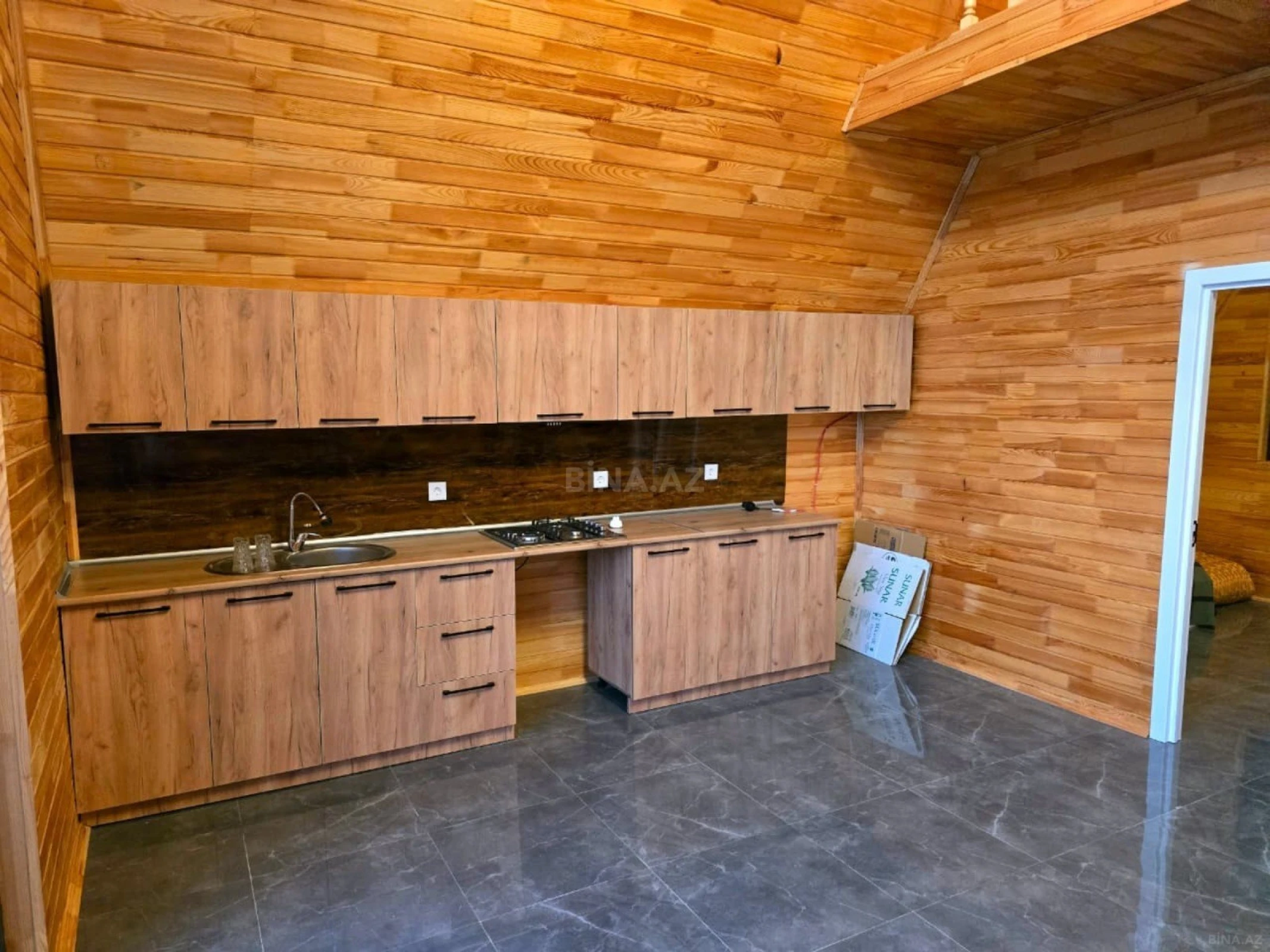 Kirayə verilir 2 otaqlı həyət evi 200 m²