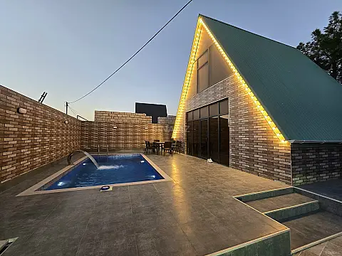 Kirayə verilir 2 otaqlı həyət evi 200 m² — Bakı, Mərdəkan 2 otaq 200.00 m²