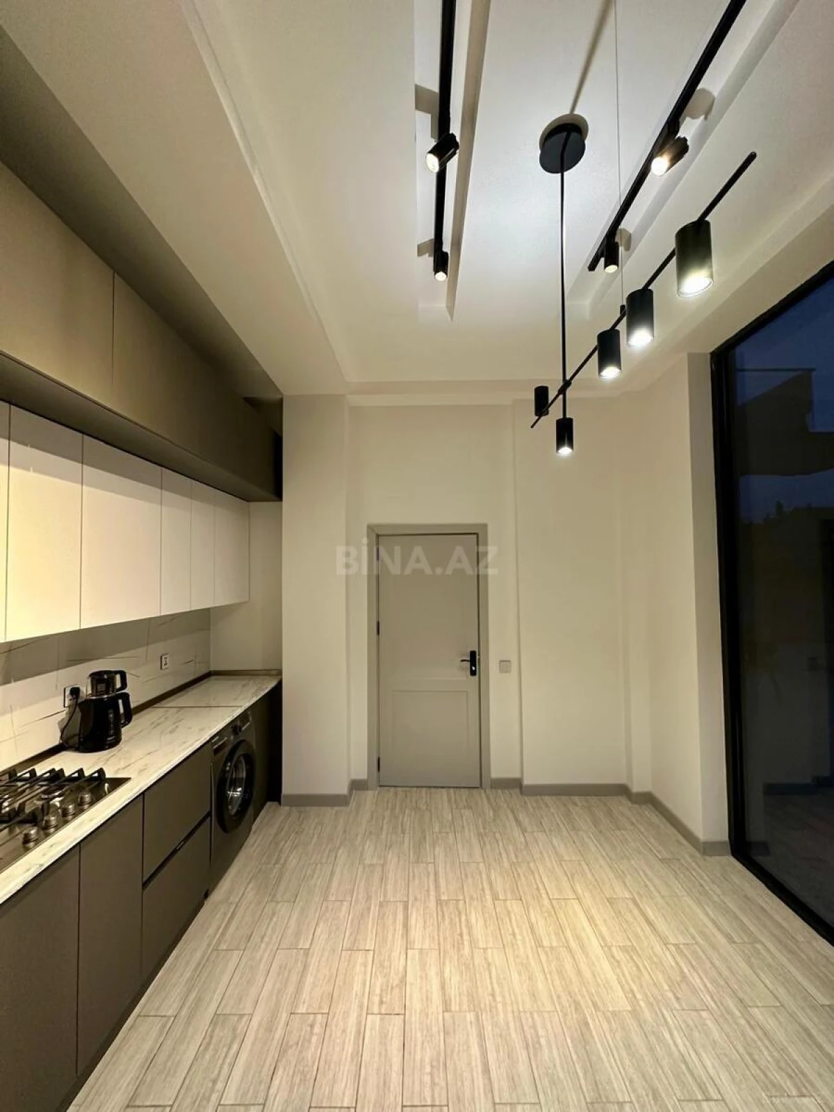 Kirayə verilir 4 otaqlı həyət evi 250 m²
