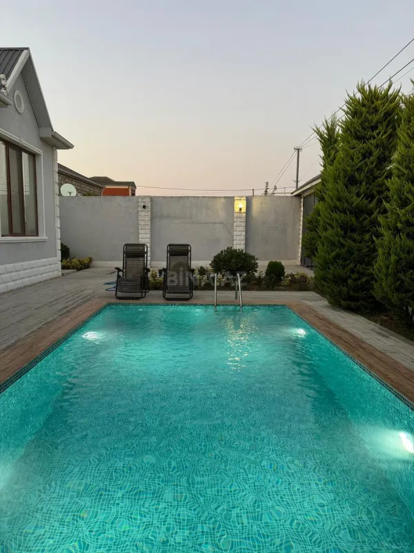 Kirayə verilir 3 otaqlı həyət evi 150 m²